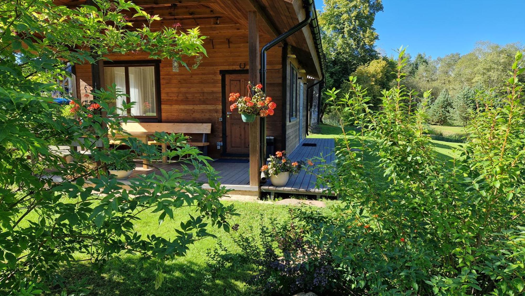 Villa Atostogu Namelis-Pirtis Prie Upes Anykščiai Esterno foto